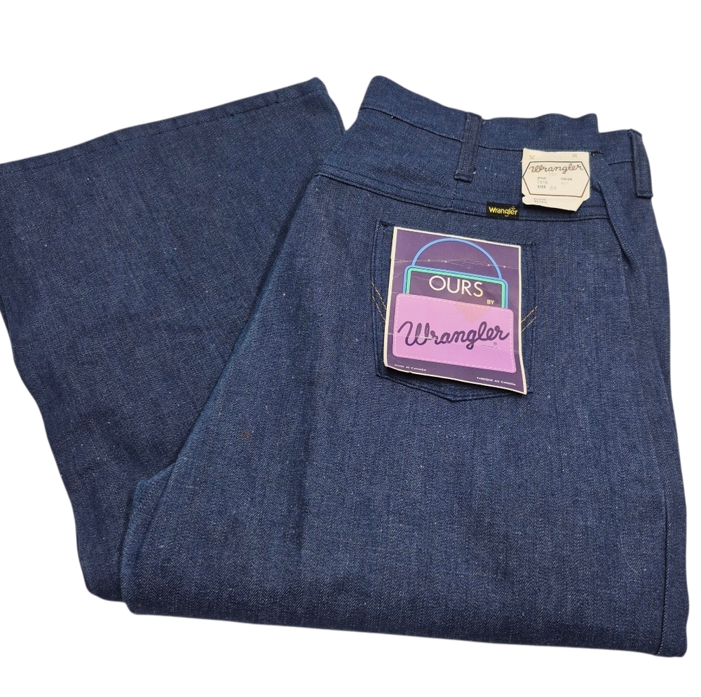 Vintage New Women's Wrangler Blue Denim Flare High Waist Jeans Deadstock